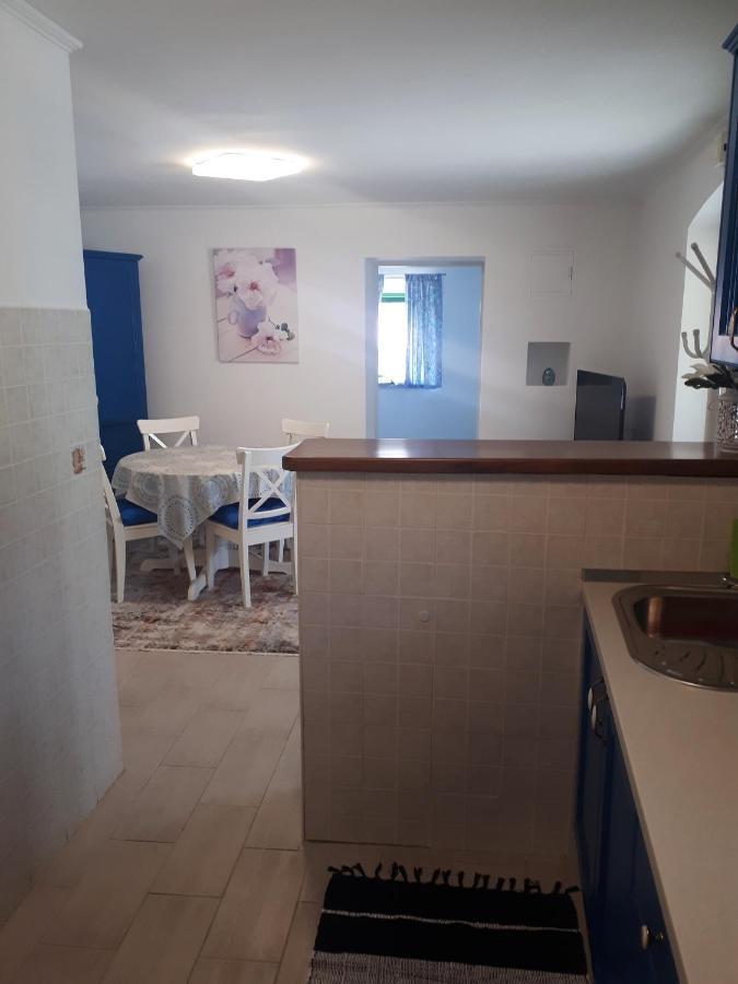 Apartment Terra Rossa Kaštelir Exteriör bild